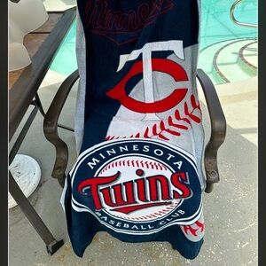 Minnesota Twins Baseball Club Towel - Red, Blue, White